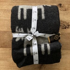 Klippan Moose Throw Blanket Wool 100%  51"x71"